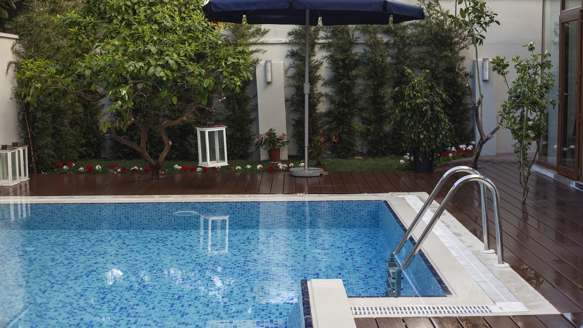 Constructores de Piscinas en Arona: Piscinas a Medida para Tu Hogar